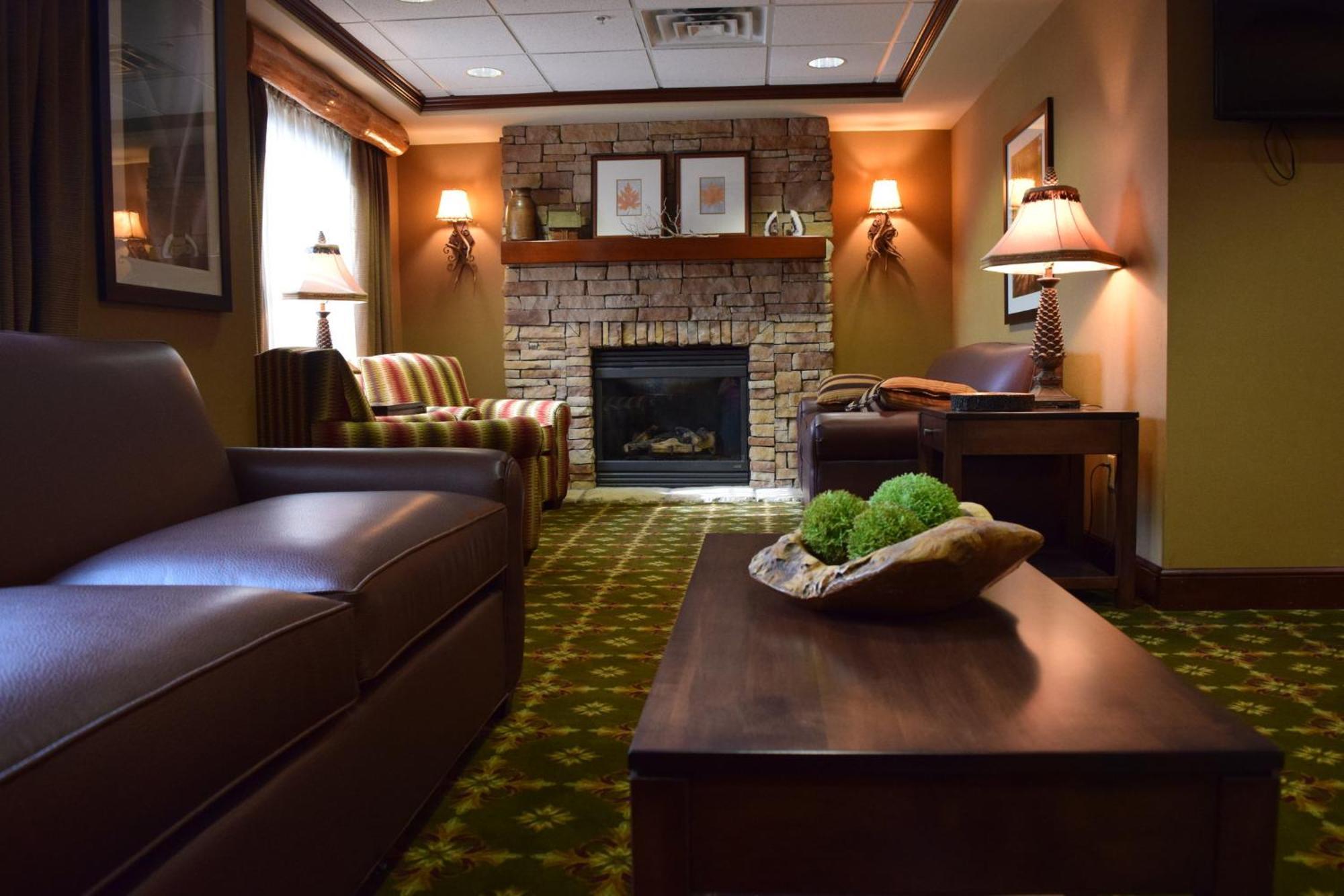 Holiday Inn Express Hocking Hills-Logan, An Ihg Hotel Εξωτερικό φωτογραφία