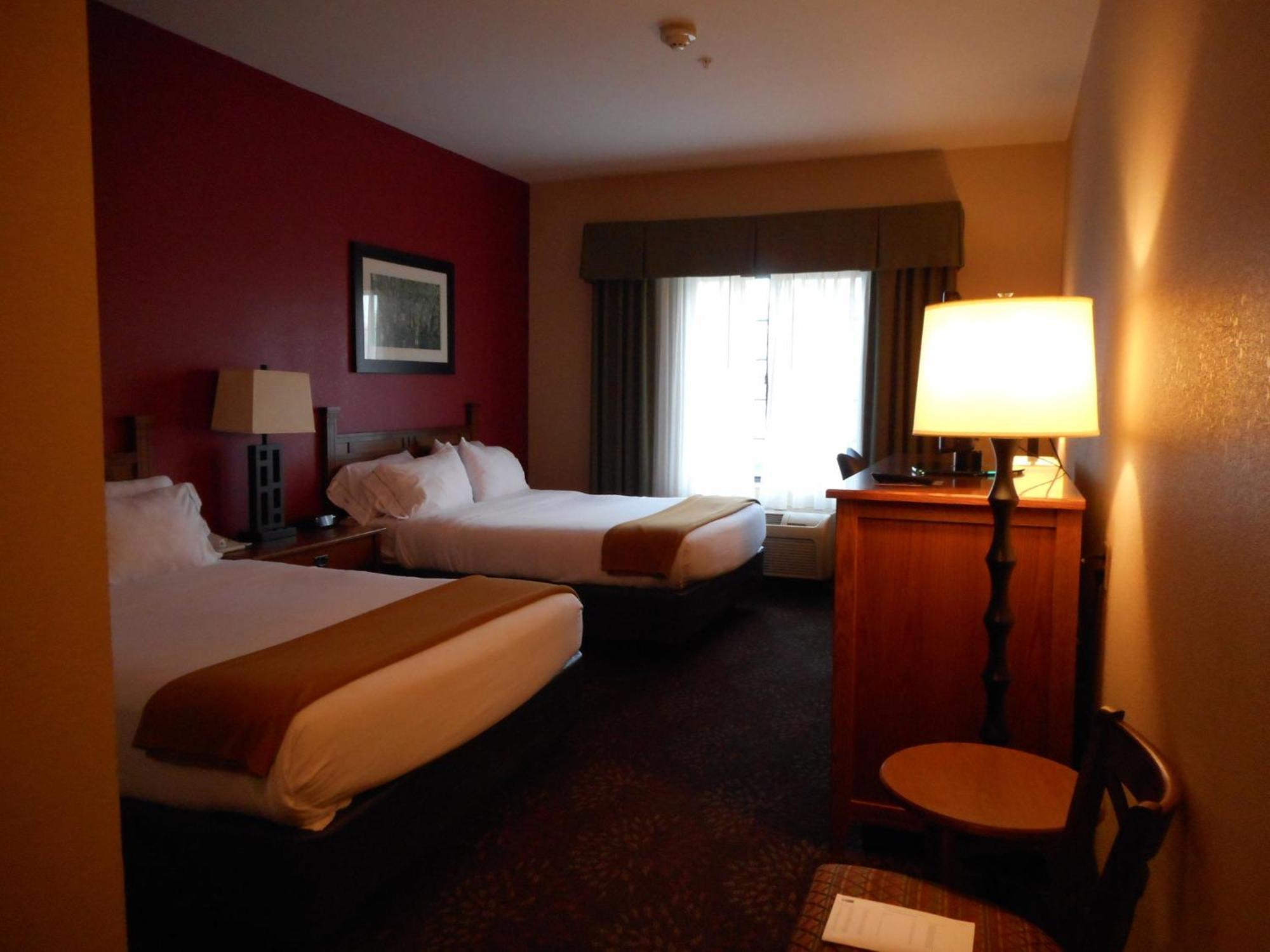 Holiday Inn Express Hocking Hills-Logan, An Ihg Hotel Εξωτερικό φωτογραφία